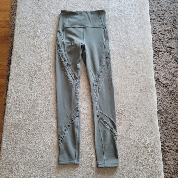 Lululemon Bootcamp Ready Tight 25" Grey Sage size 2 - Picture 2 of 14